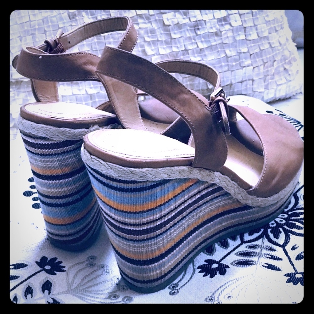 Multi Color Blue Orange Wedges Size 9.5 Limelight